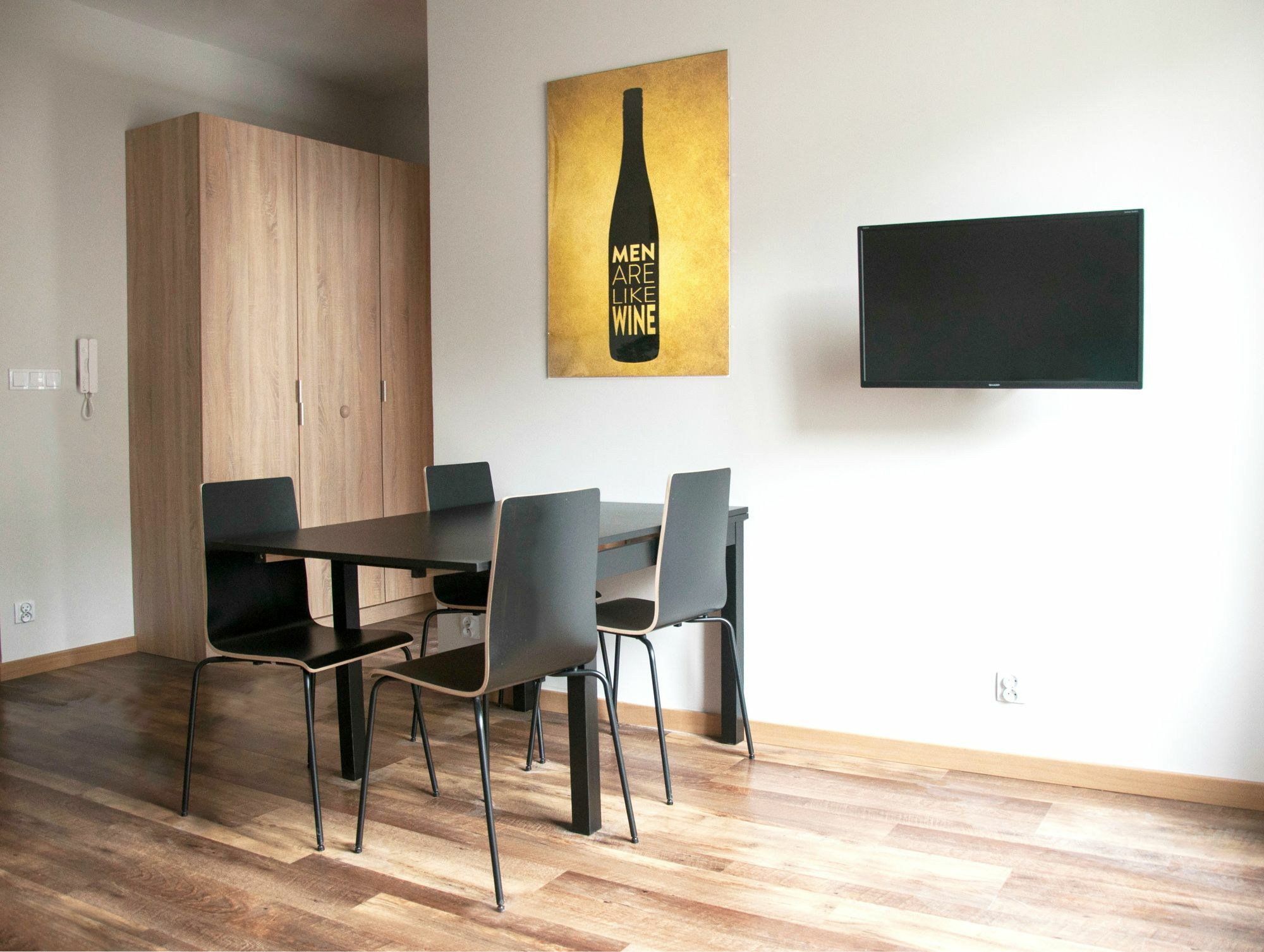 Wine Apartments Краків Екстер'єр фото